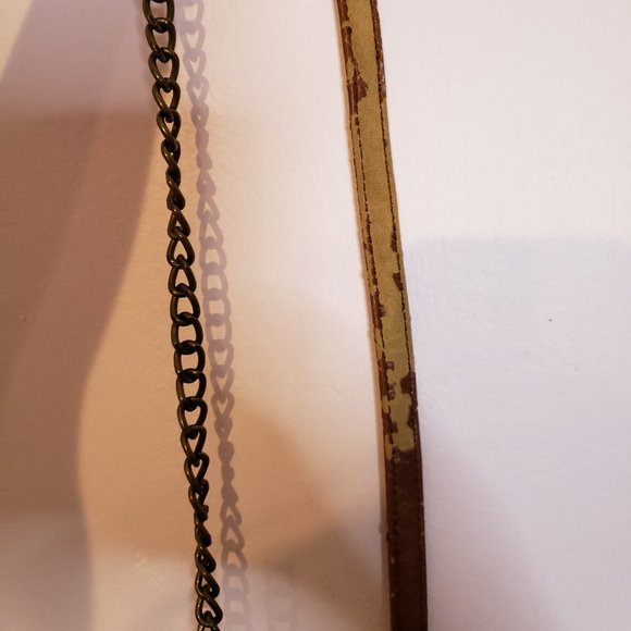 Vintage Style Forever 21 Crossbody Bag 🎉 - Picture 4 of 9